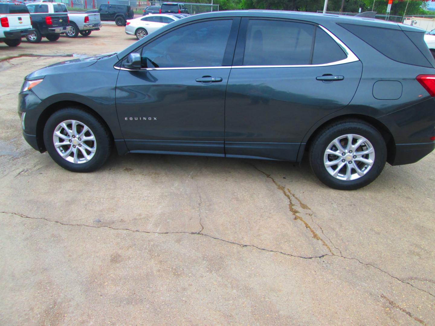 2019 GRAY Chevrolet Equinox (3GNAXKEV6KL) , located at 1815 NE 28th St., Fort Worth, TX, 76106, (817) 625-6251, 32.795582, -97.333069 - Photo#9